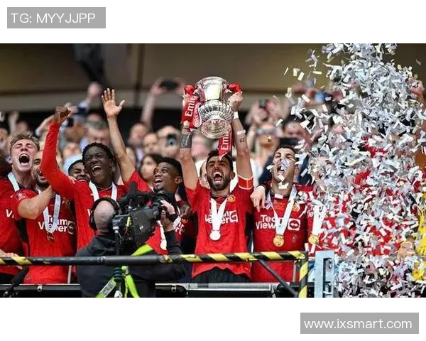 足总杯精彩对决尤文图斯大胜曼联引爆全场激情时刻