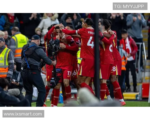 国王杯惊现冷门里昂与利物浦激战成平局绝杀瞬间引发全场沸腾